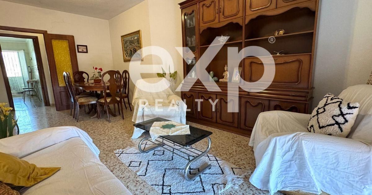 Living room of Flat for sale in Hellín  with Terrace and Balcony