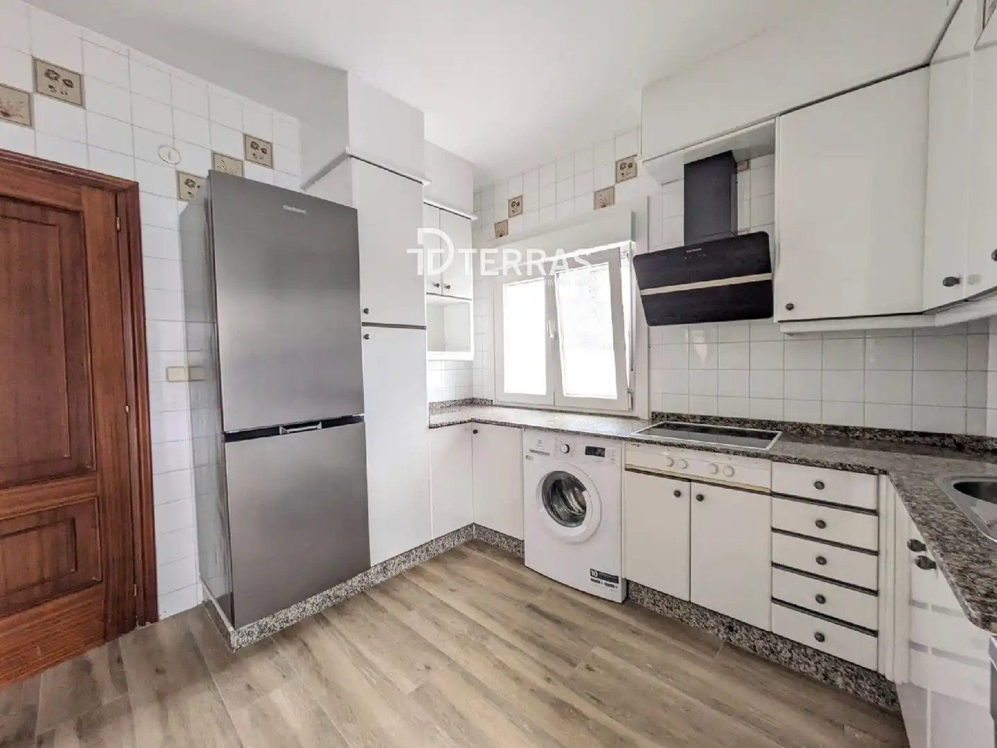 Kitchen of Flat for rent in Pontevedra Capital   with Furnished