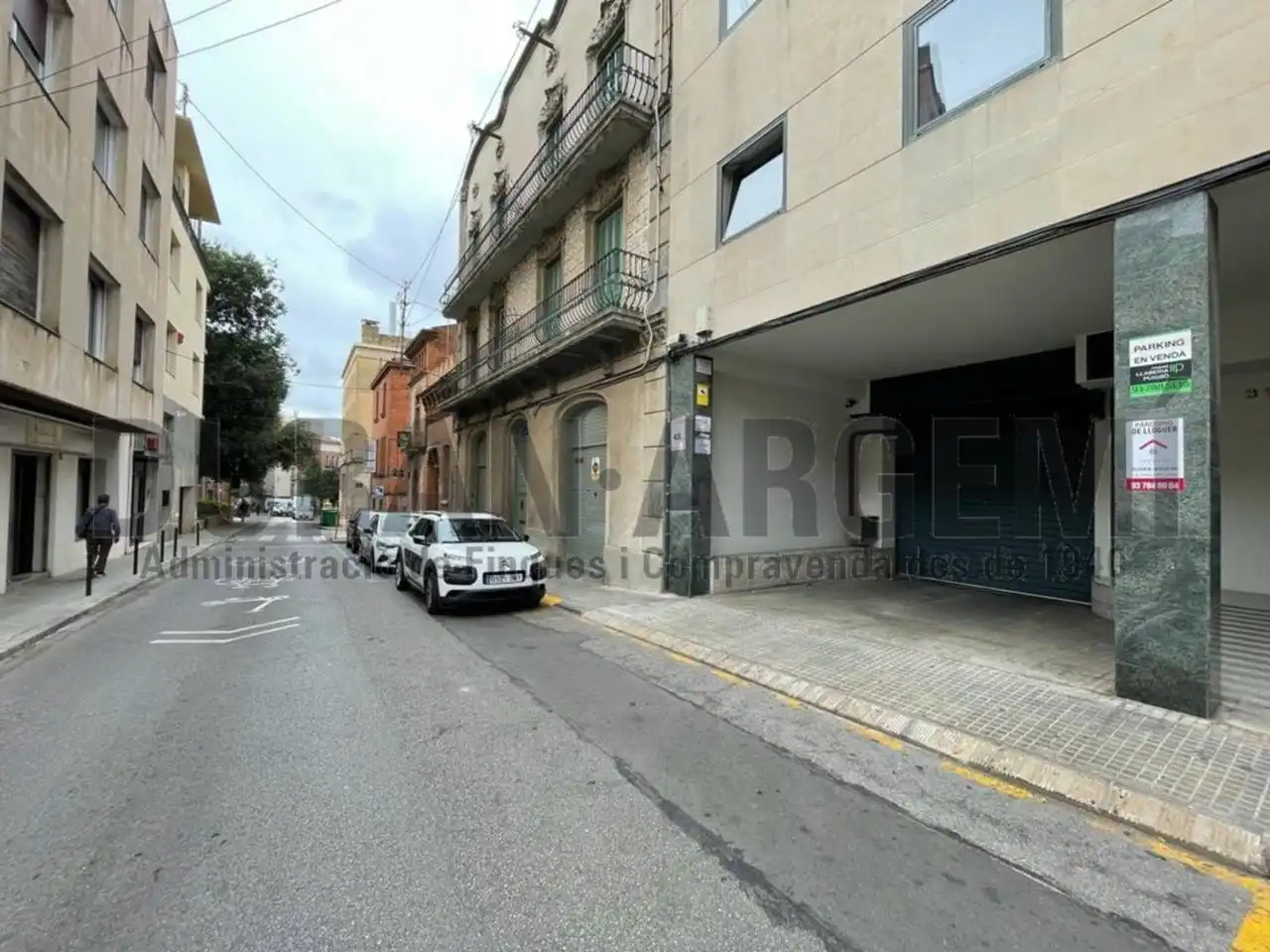 Vista exterior de Garaje de alquiler en Terrassa