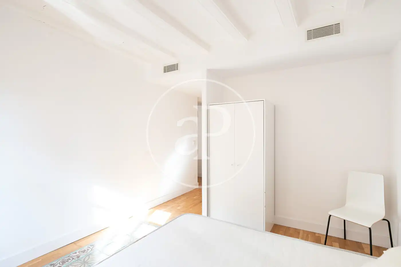 Habitación de Piso en venta en Barcelona con Aire acondicionado, Calefacción y Balcón