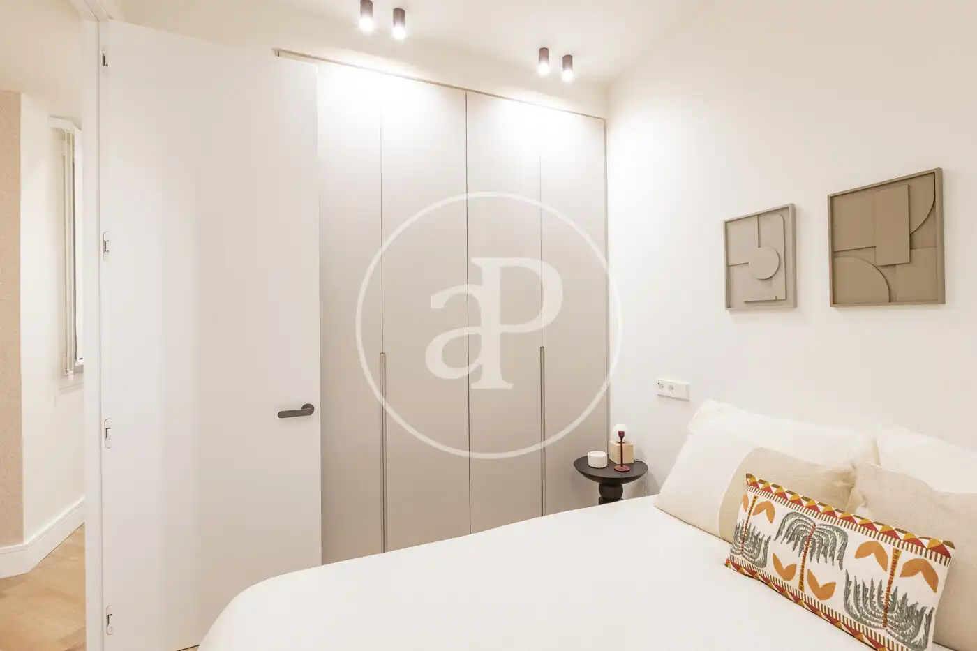 Appartamento con terrazza in vendita a Calle de Viriato, imagen 20
