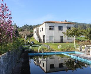 Vista exterior de Casa o xalet en venda en Baiona amb Calefacció, Jardí privat i Terrassa