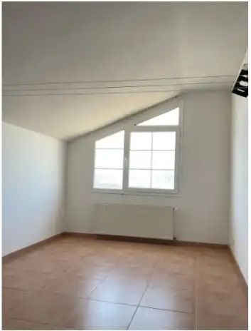 Schlafzimmer von Einfamilien-Reihenhaus zum Verkauf in Los Santos de la Humosa mit Heizung, Privatgarten und Balkon