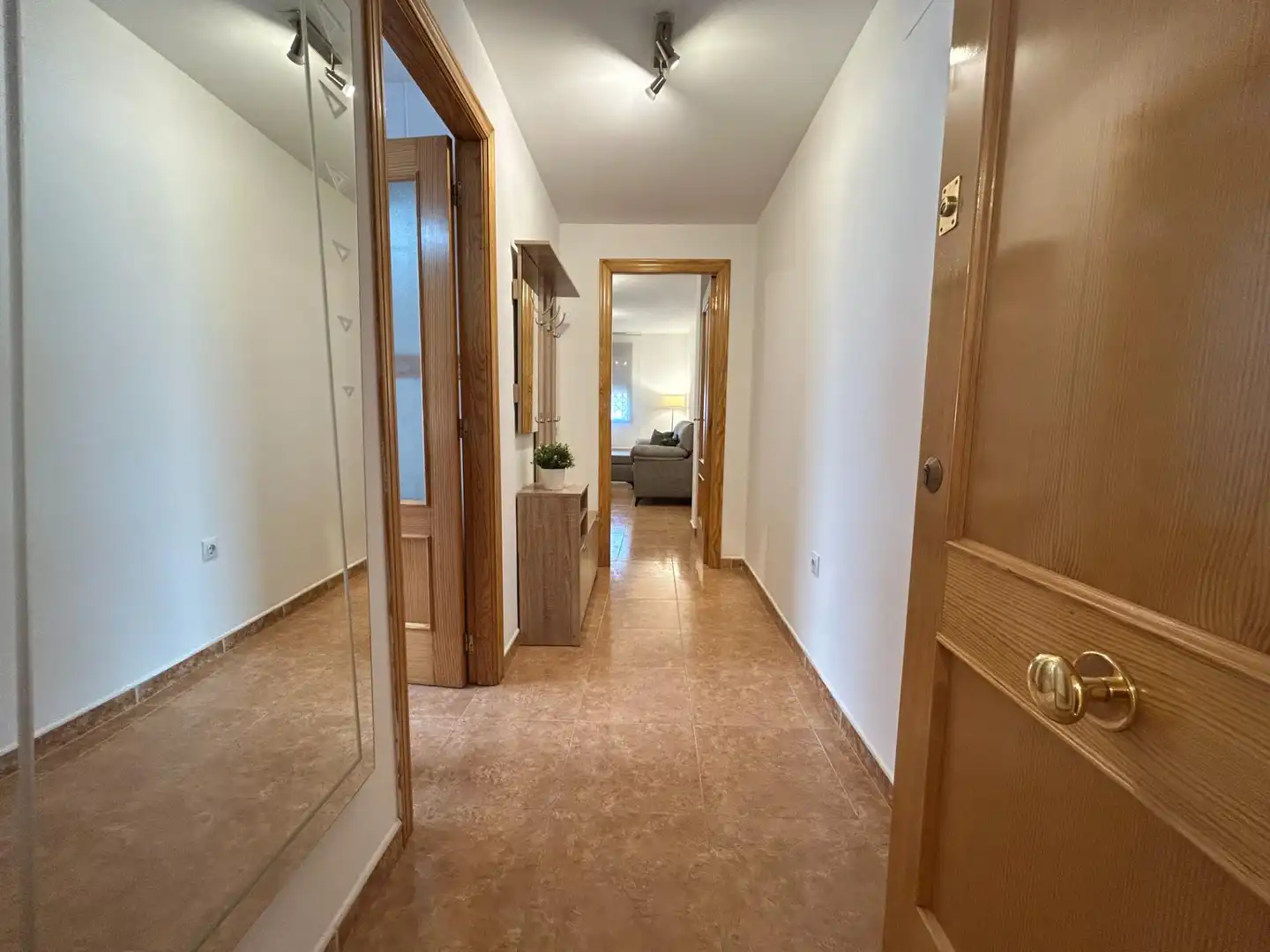 Wohnung zur Miete in La Vall d'Uixó mit Klimaanlage und Möbliert