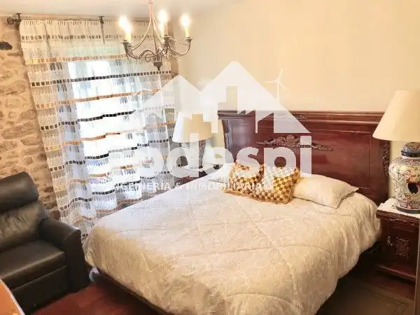 Dormitori de Casa o xalet en venda en Curtis amb Calefacció, Traster i Piscina