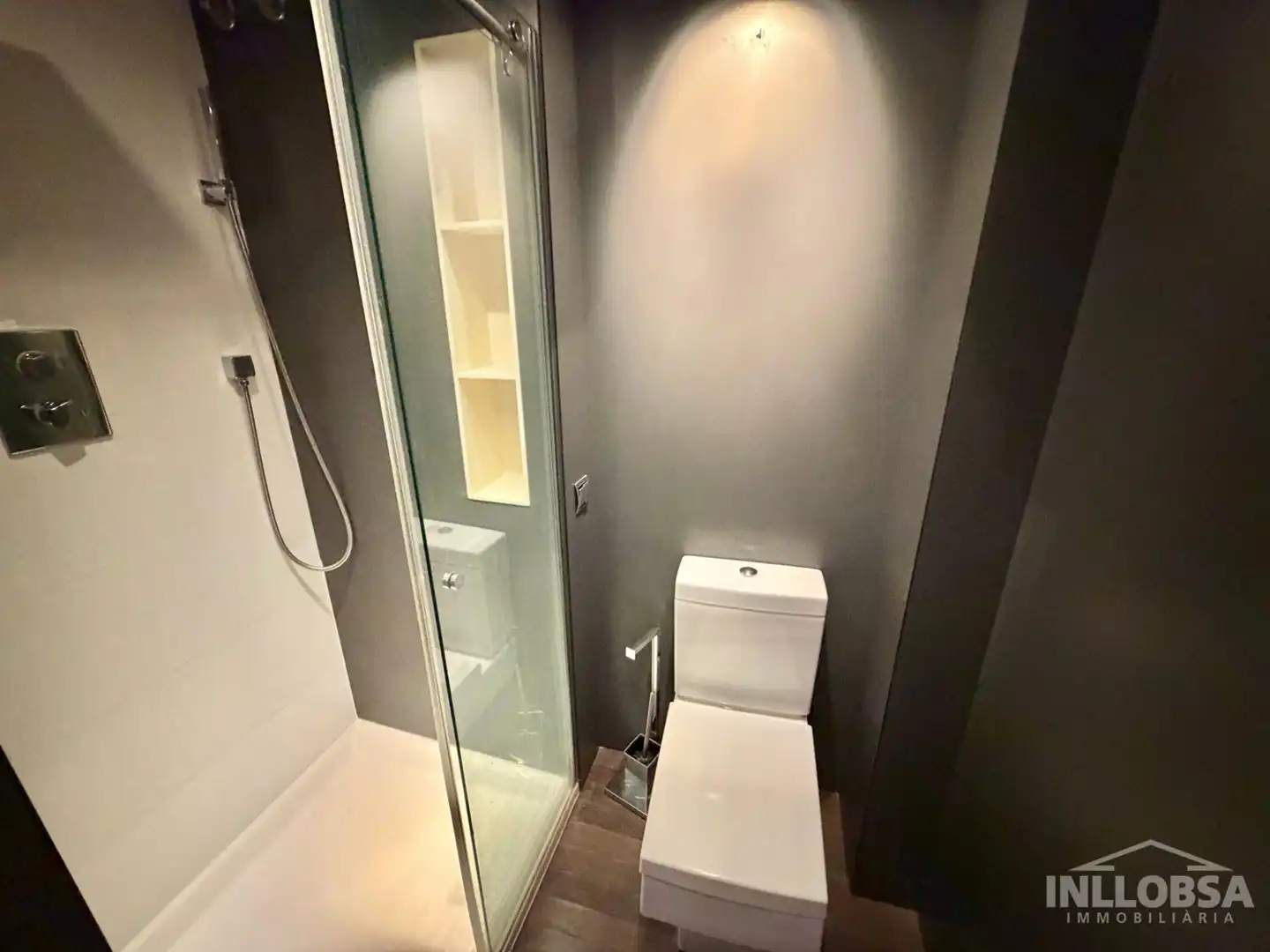 Baño de Piso de alquiler en Manresa con Aire acondicionado, Calefacción y Parquet