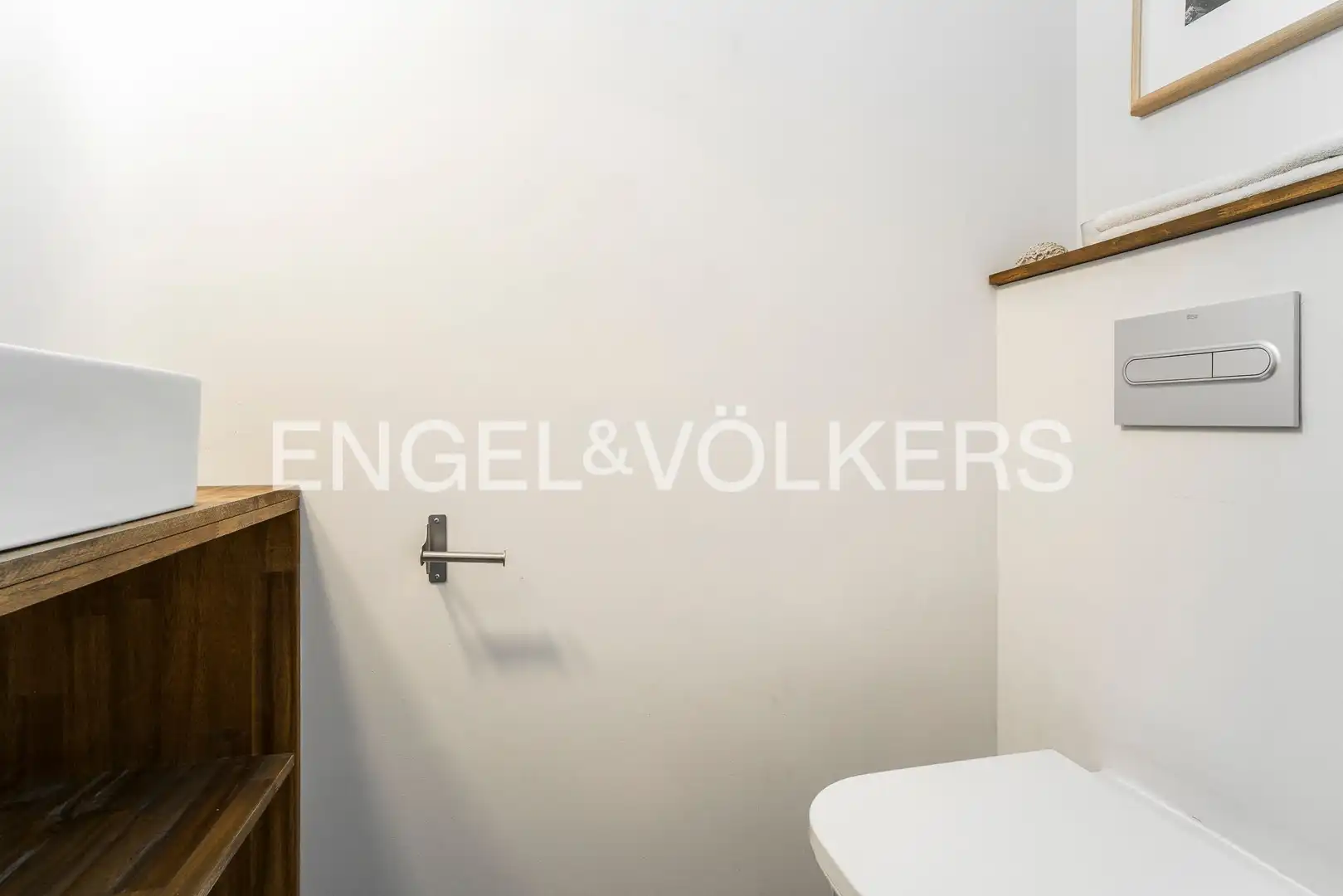 Bathroom of Flat for rent in Barcelona  with Air Conditioner, Heating and Storage room