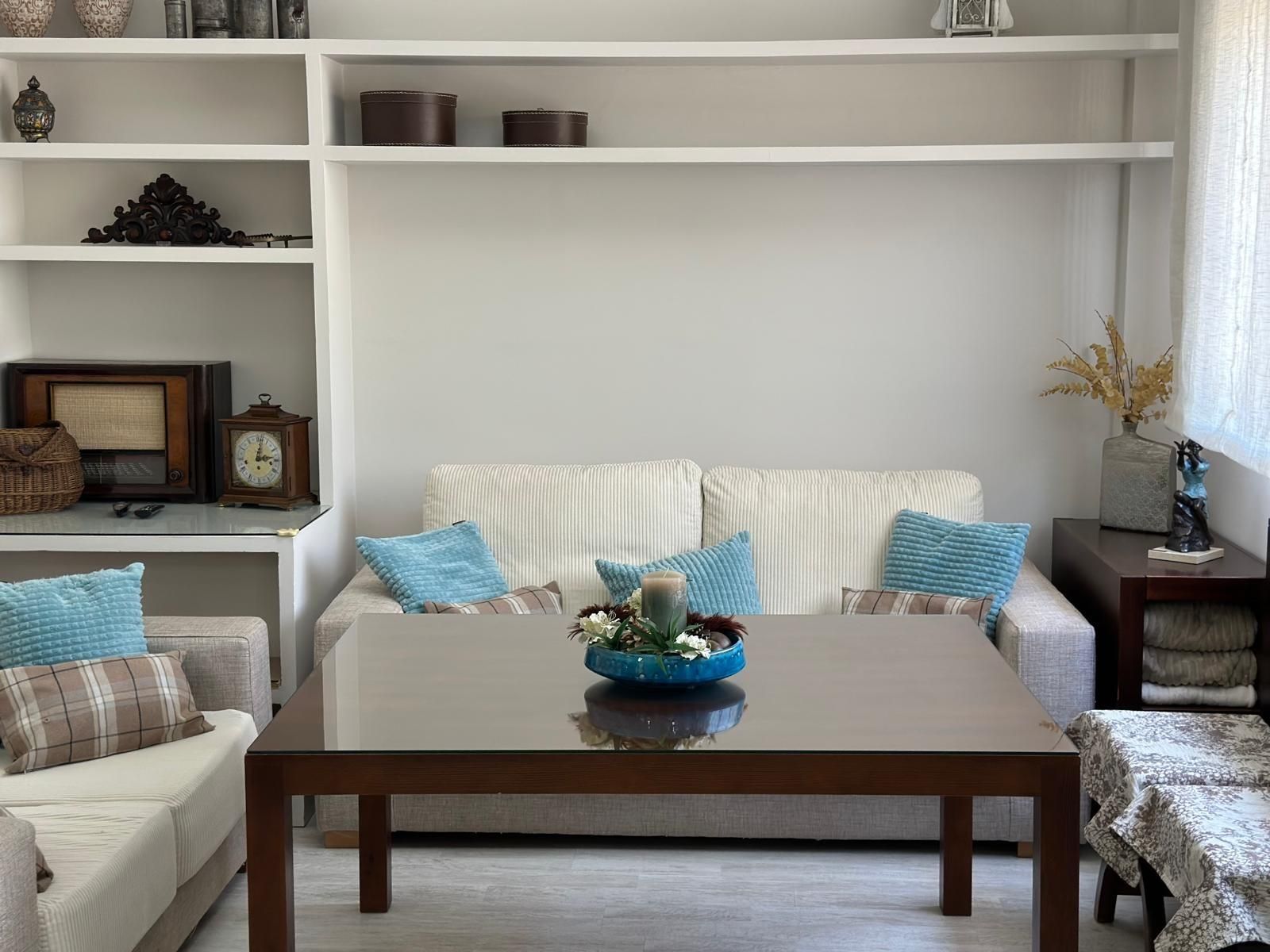 Living room of Single-family semi-detached to rent in  Granada Capital  with Air Conditioner, Heating and Terrace