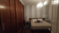 Bedroom of Flat to rent in Torrelavega 