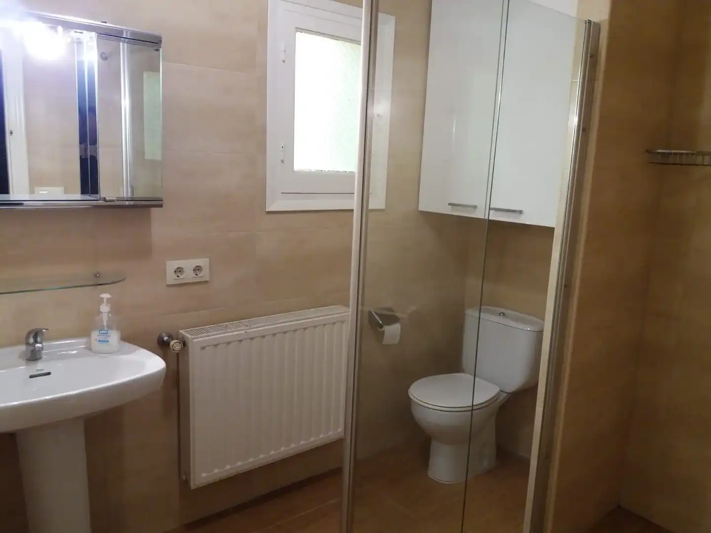 Bathroom of Houses for sale in Calpe / Calp  with Air Conditioner, Heating and Private garden