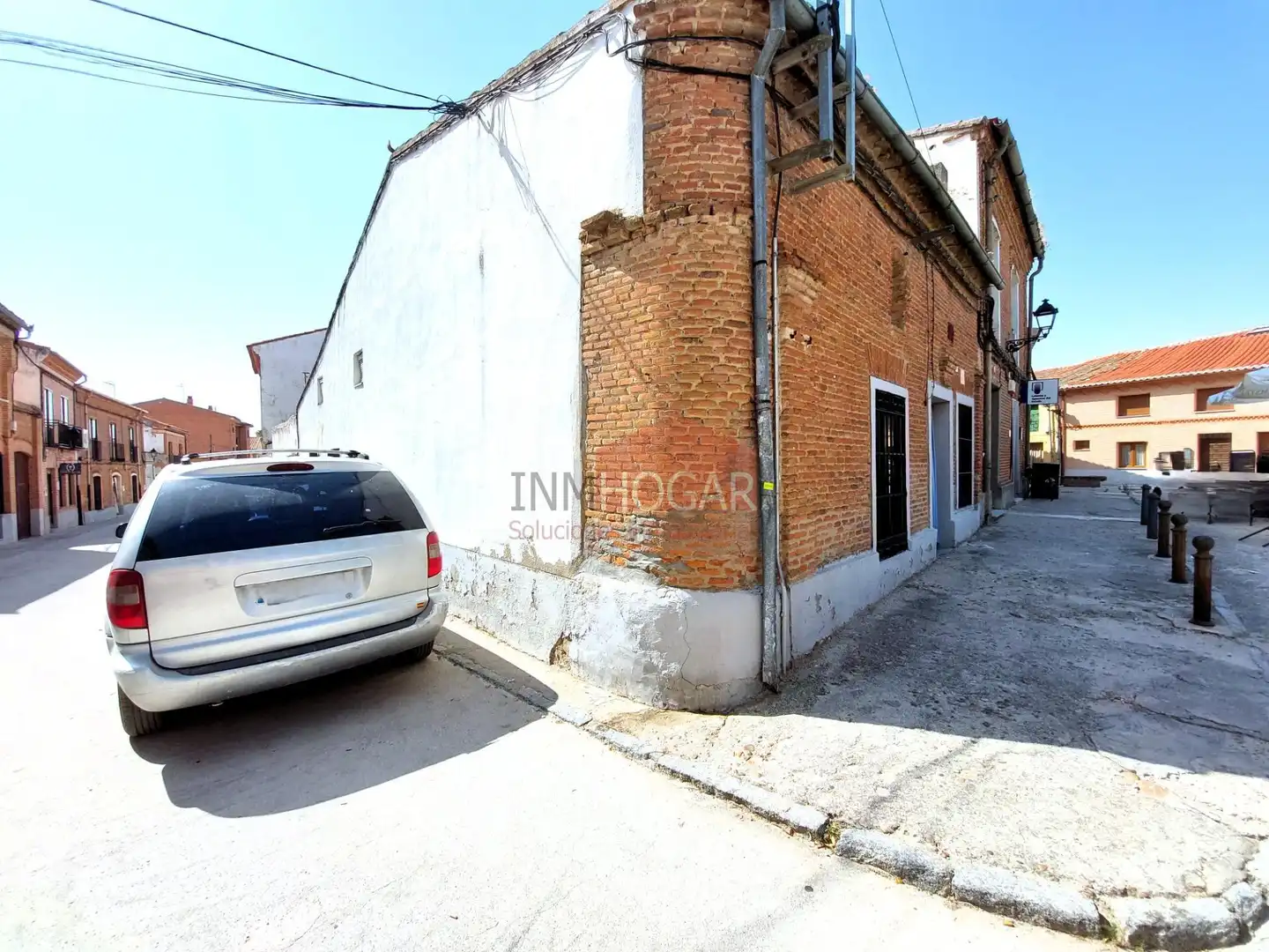 Vista exterior de Casa o xalet en venda en Madrigal de las Altas Torres