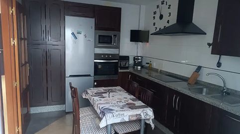 Foto 2 de Casa adosada en venta en Calle de Olivo, 3, El Carpio, Córdoba
