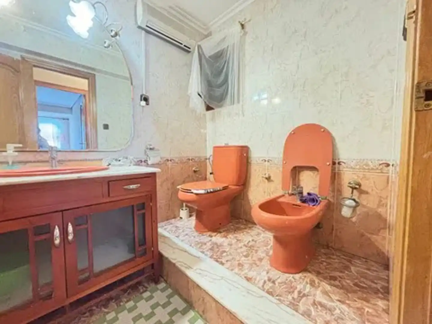 Bany de Apartament en venda en Mislata amb Moblat