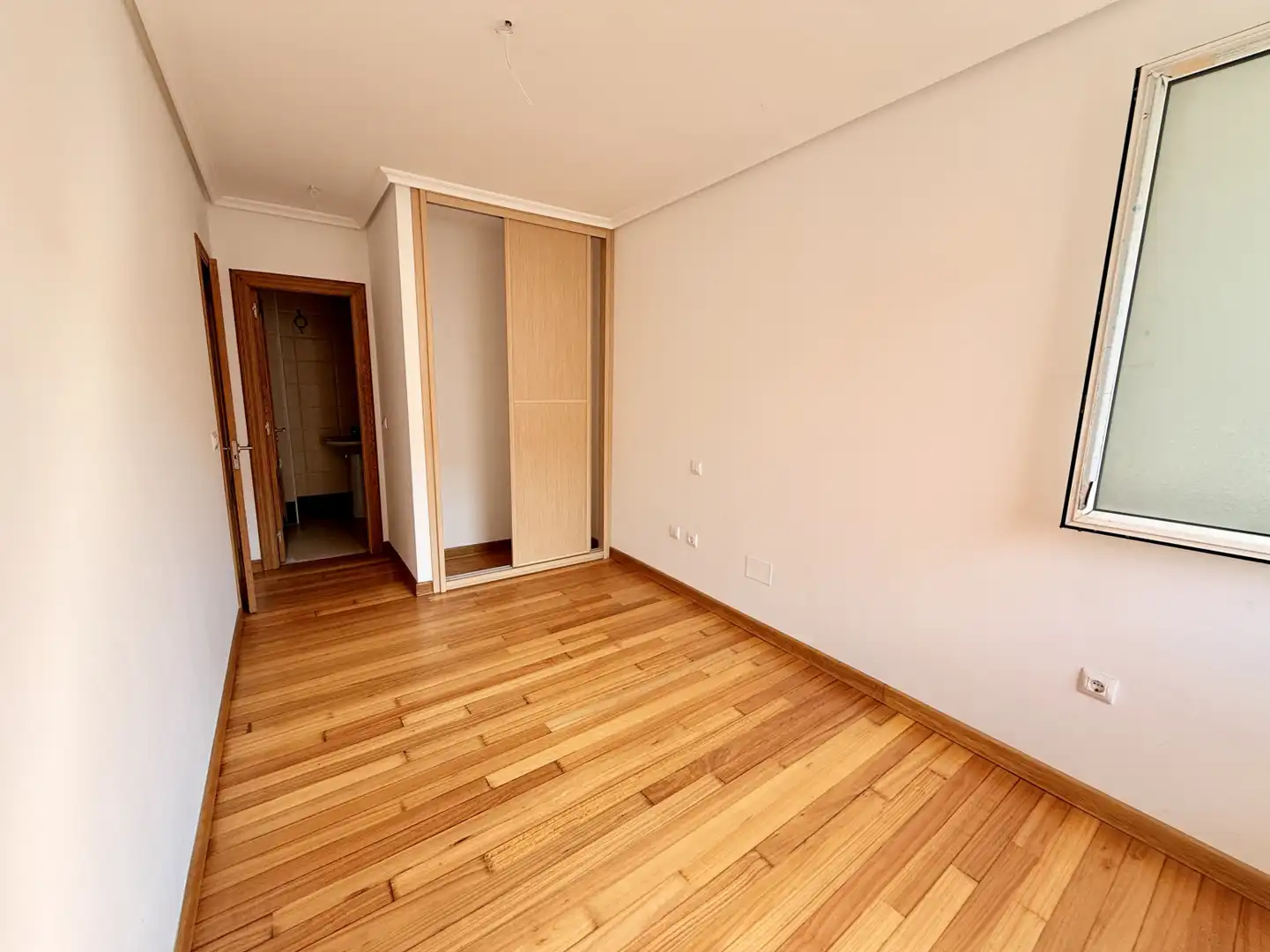 Bedroom of Flat for sale in Piélagos  with Heating, Parquet flooring and Terrace