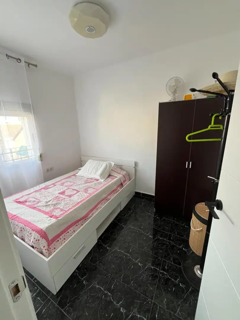 Schlafzimmer von Wohnung zur Miete in Granada