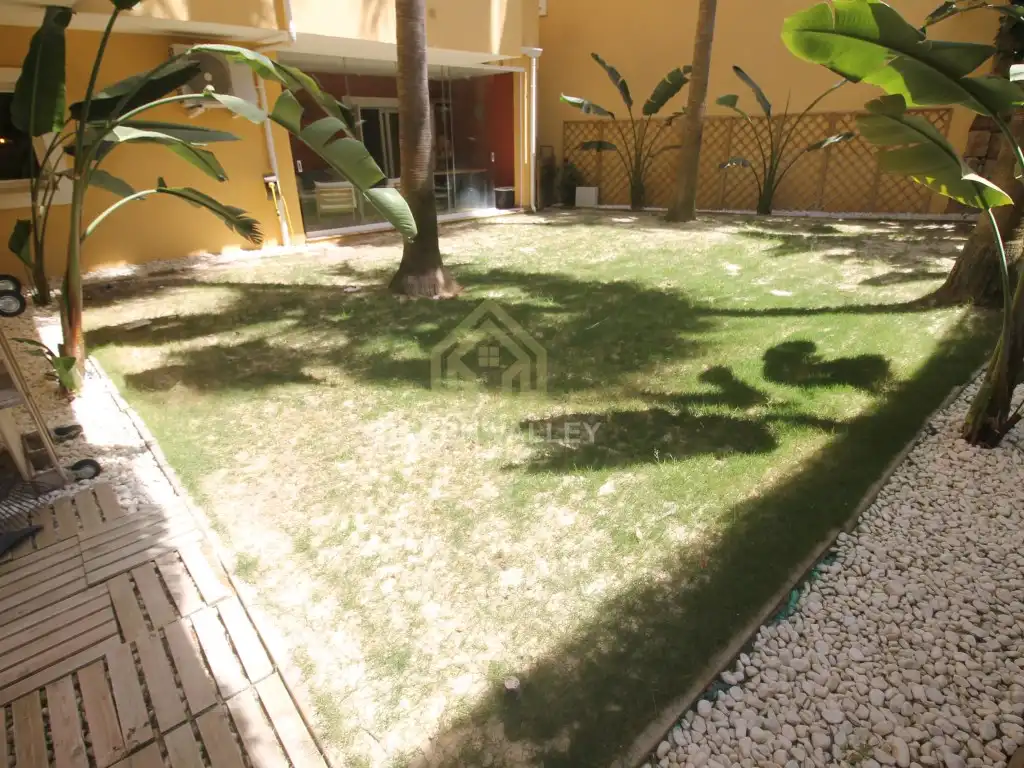 Garten von Wohnungen zum Verkauf in Sotogrande mit Klimaanlage, Heizung und Privatgarten