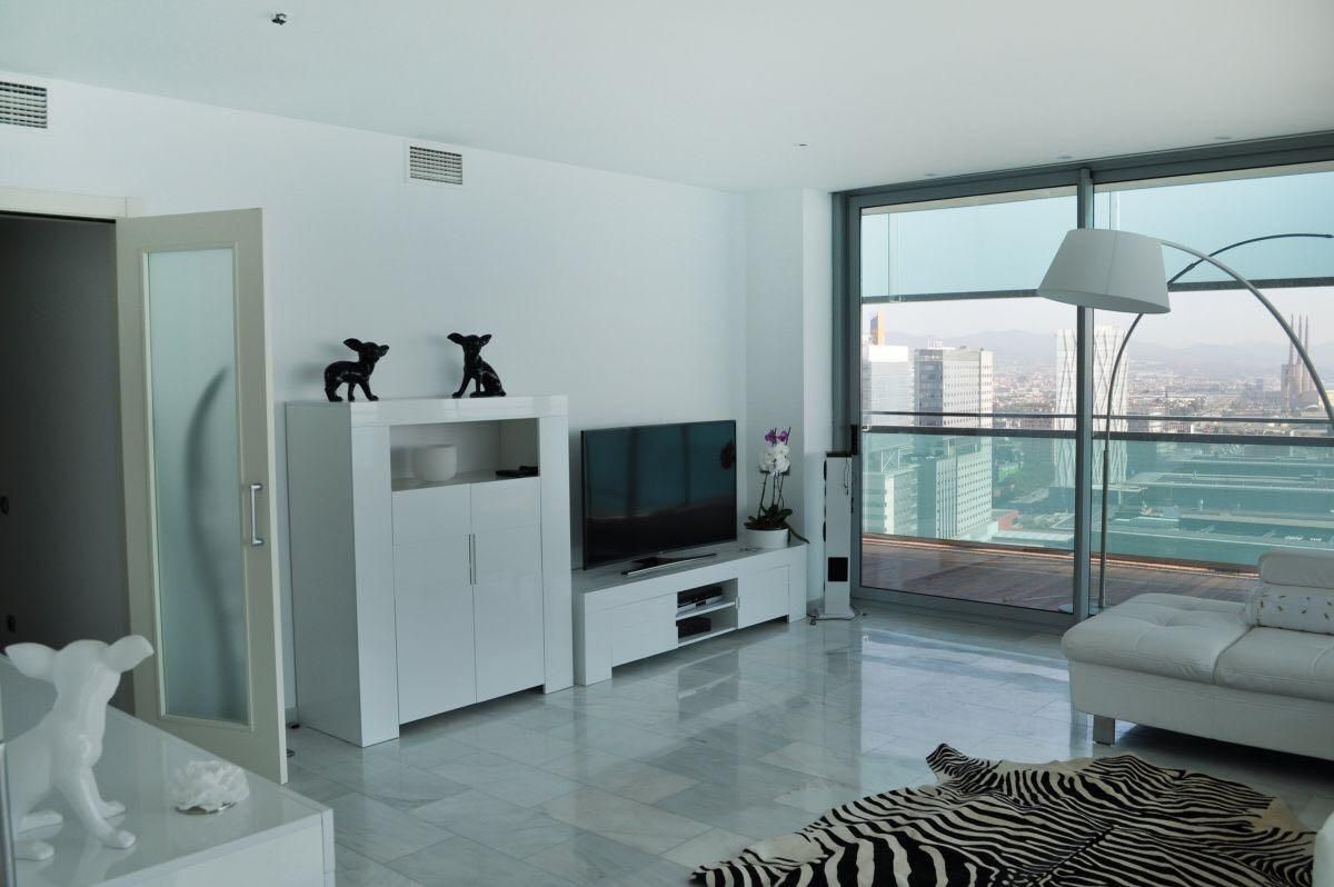Living room of Flat for sale in  Barcelona Capital  with Air Conditioner, Heating and Private garden