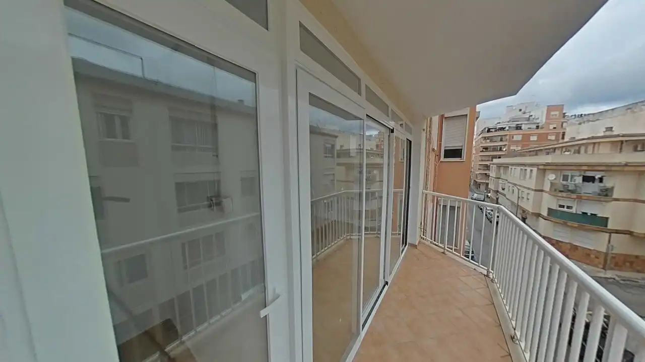 Flat for sale in Llevant