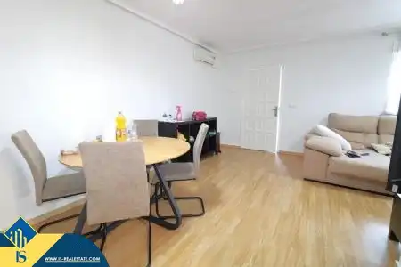 Casa amb piscina en venda a Zona Carrefour - Urbanizaciones, imagen 5