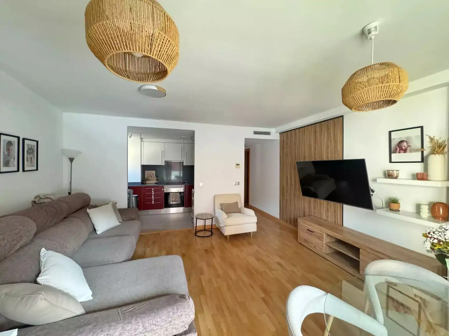 Sala de estar de Piso en venta en Figueres con Aire acondicionado, Calefacción y Parquet