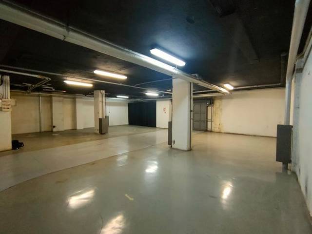 Garaje en Venta en Cuatro Caminos - Azca