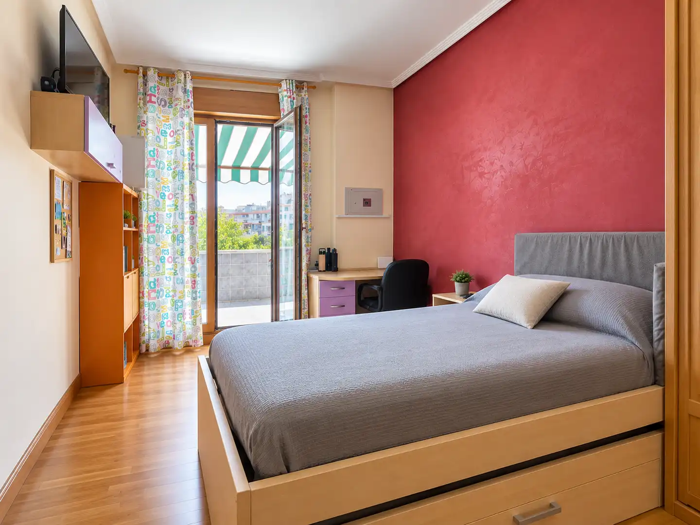 Habitación de Piso en venta en Errenteria con Calefacción, Terraza y Amueblado