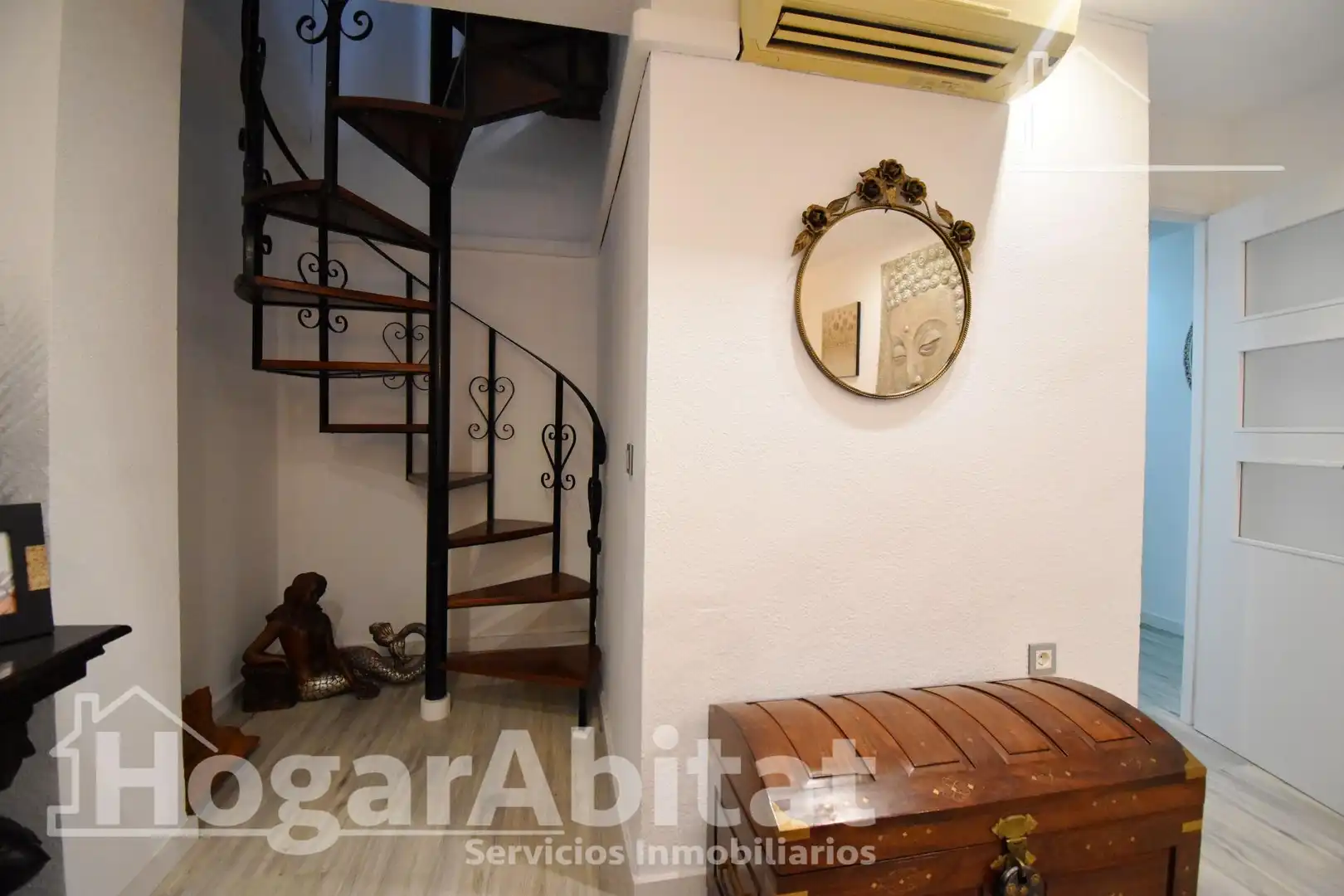 Wohnung zum Verkauf in Gandia mit Klimaanlage und Balkon