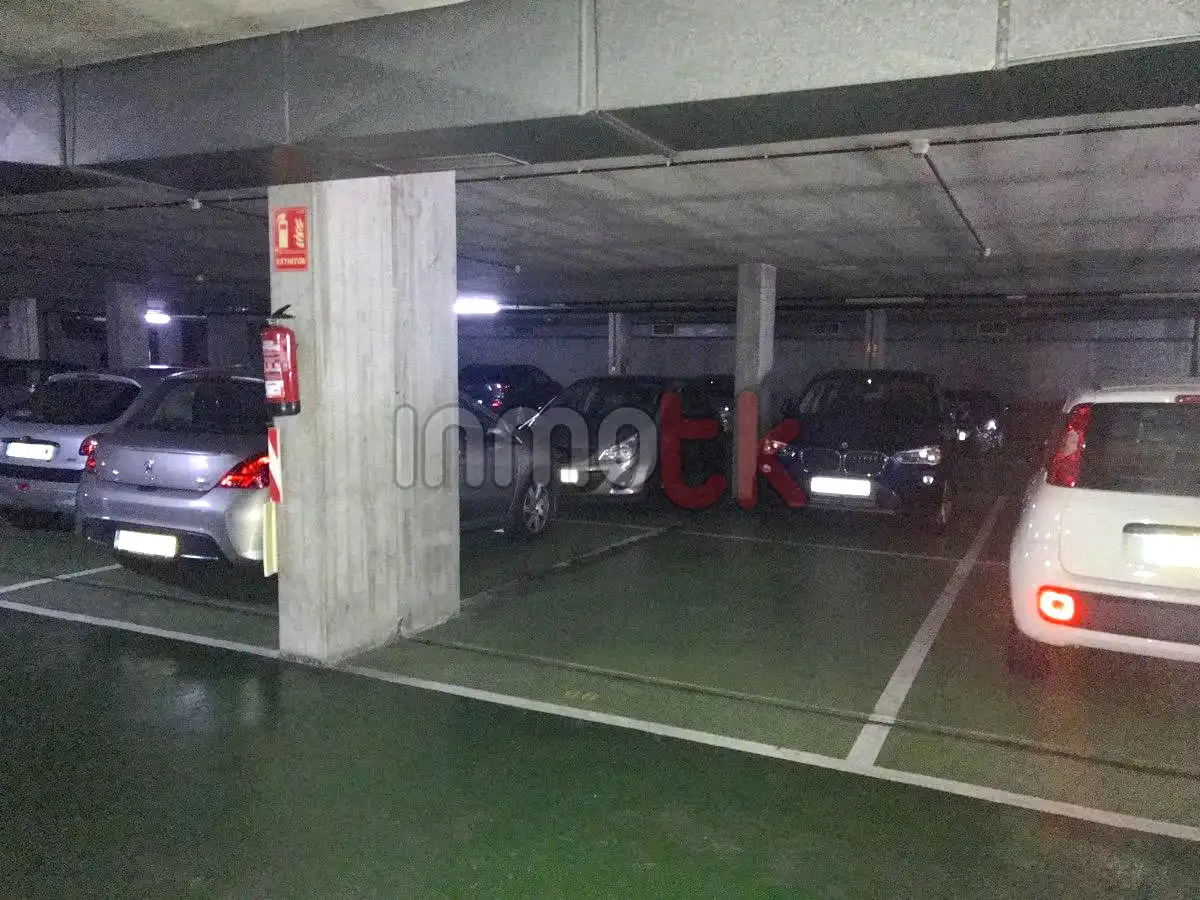 Aparcament de Garatge de lloguer en A Coruña Capital 
