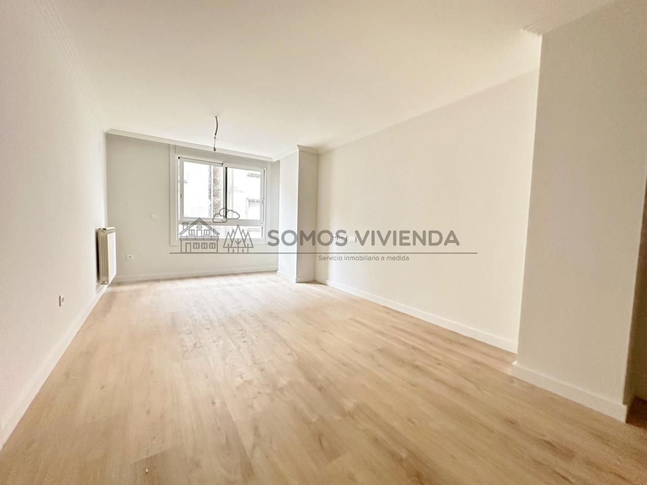 Sala d'estar de Apartament en venda en Ourense Capital  amb Calefacció