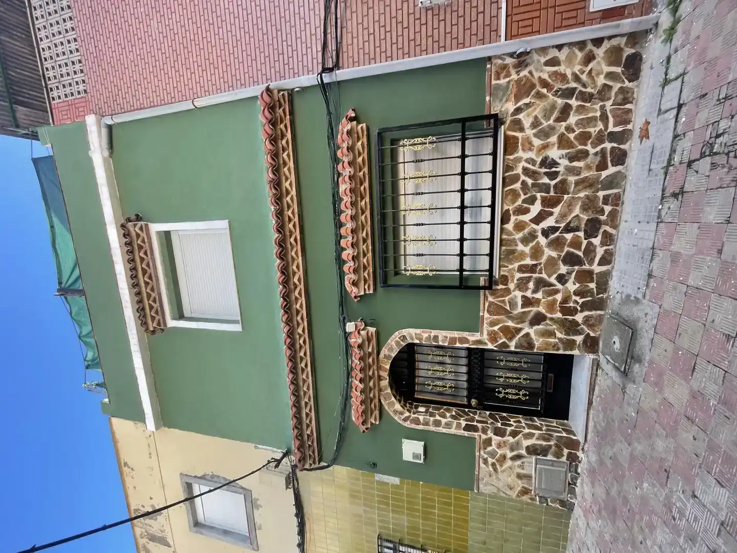 Vista exterior de Casa adosada en venta en Algeciras con Amueblado