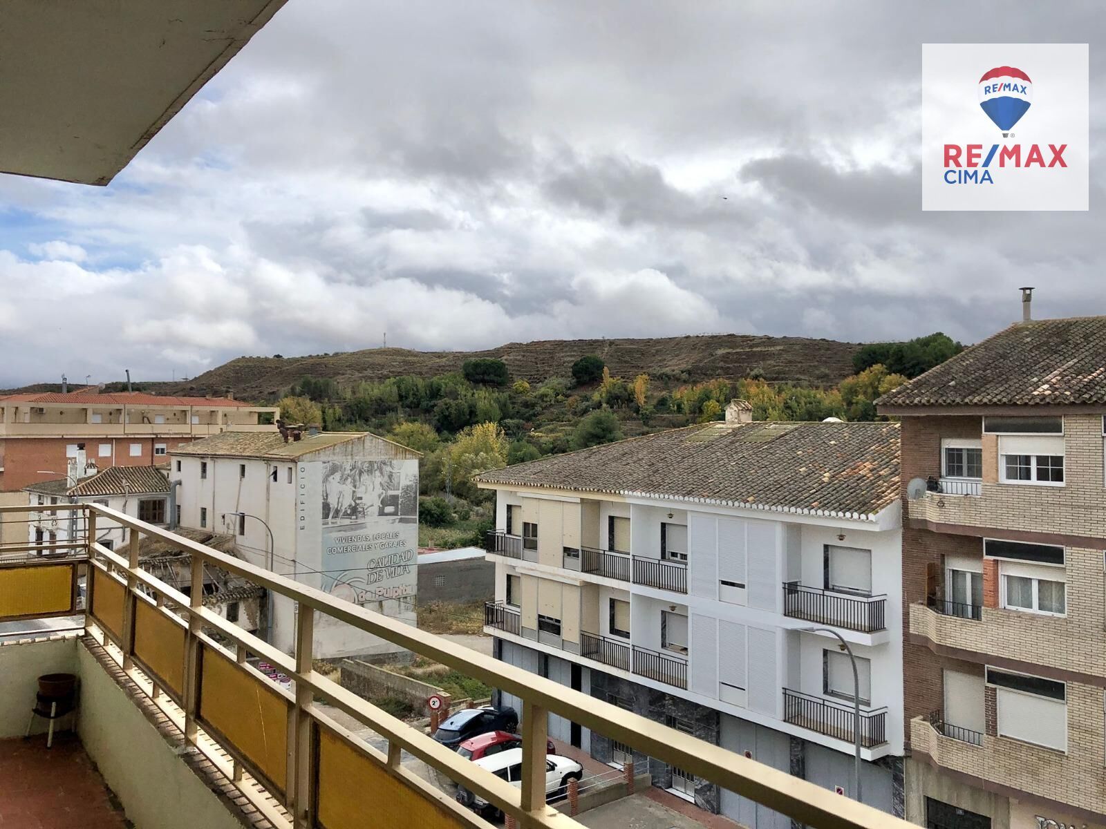 Vista exterior de Piso en venta en Cúllar con Balcón