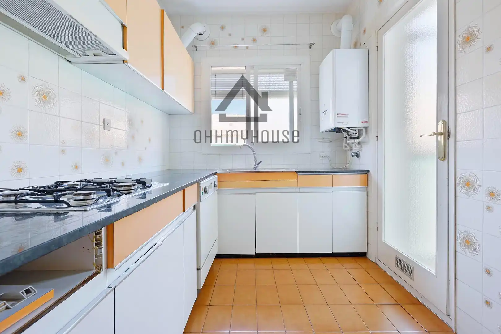 Cuina de Apartament en venda en Barcelona amb Calefacció, Parquet i Terrassa