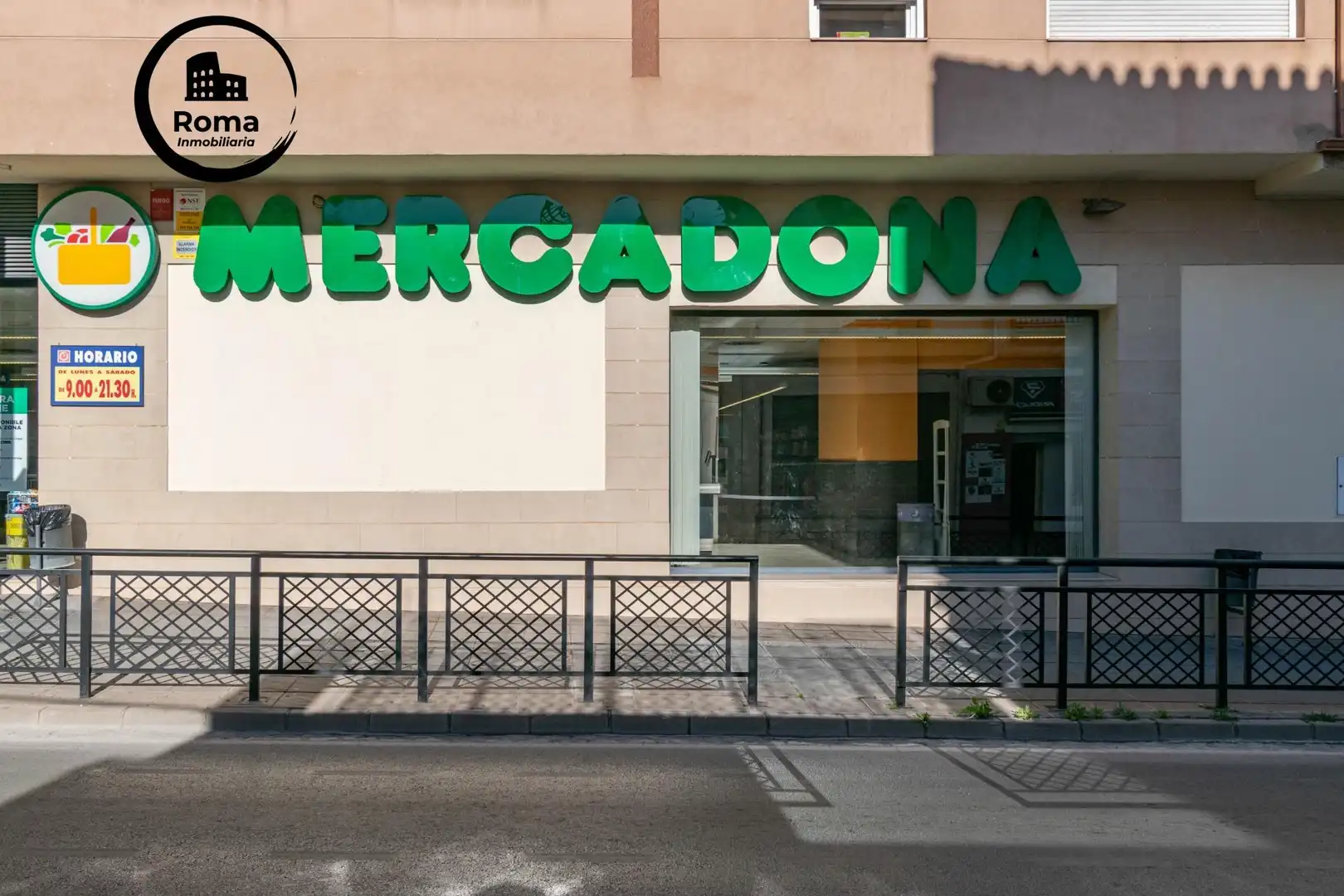 Local comercial en venda a Calle de Granada, imagen 31