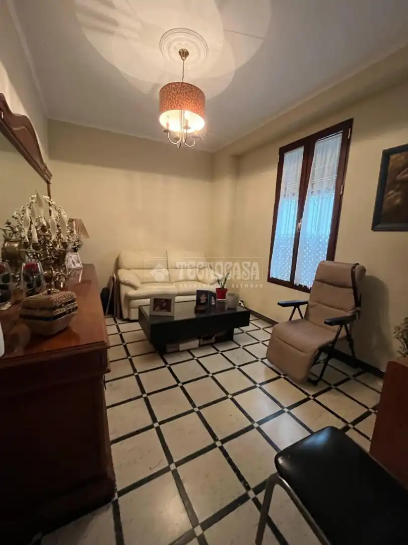 Casa amb terrassa en venda a Montilla, imagen 4