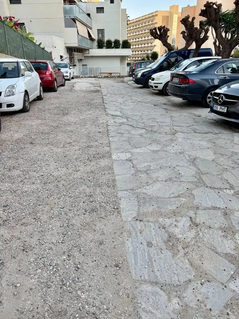 Parking of Flat for sale in Fuengirola  with Air Conditioner, Heating and Community pool