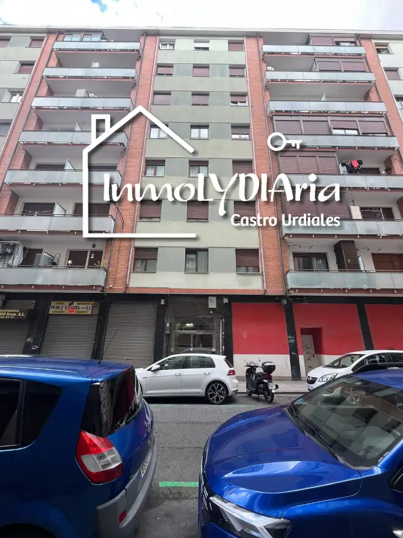Pis amb terrassa en venda a Serantes Kalea 5