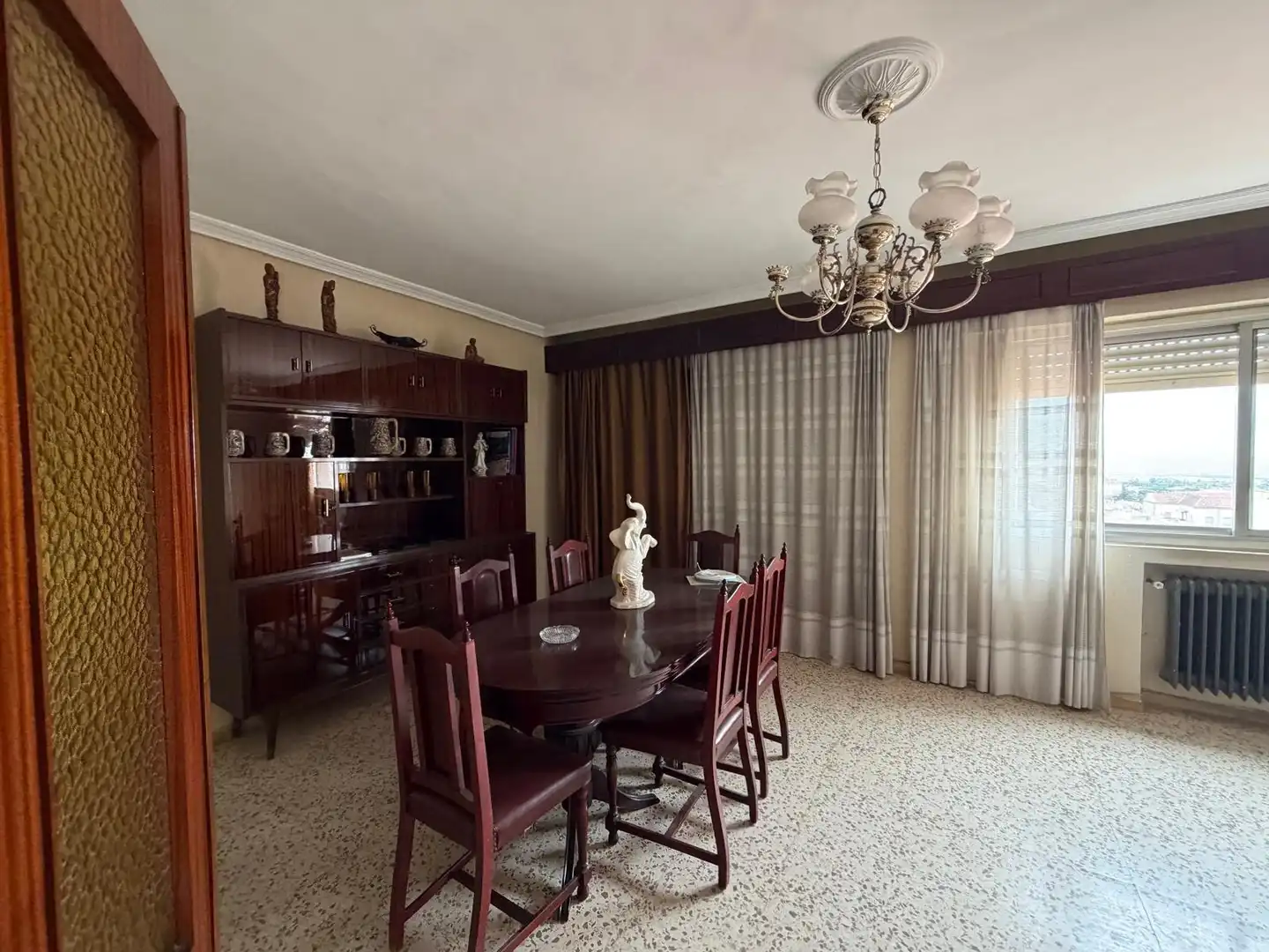 Wohnung mit Aufzug zum Verkauf in Casco Antiguo