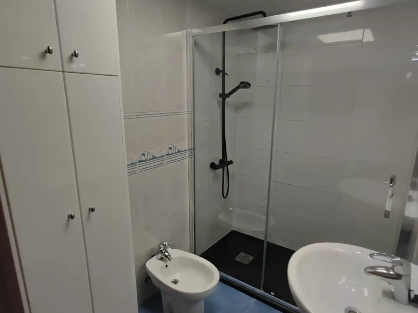 Bany de Apartament de lloguer en Murcia amb Aire condicionat, Calefacció i Moblat