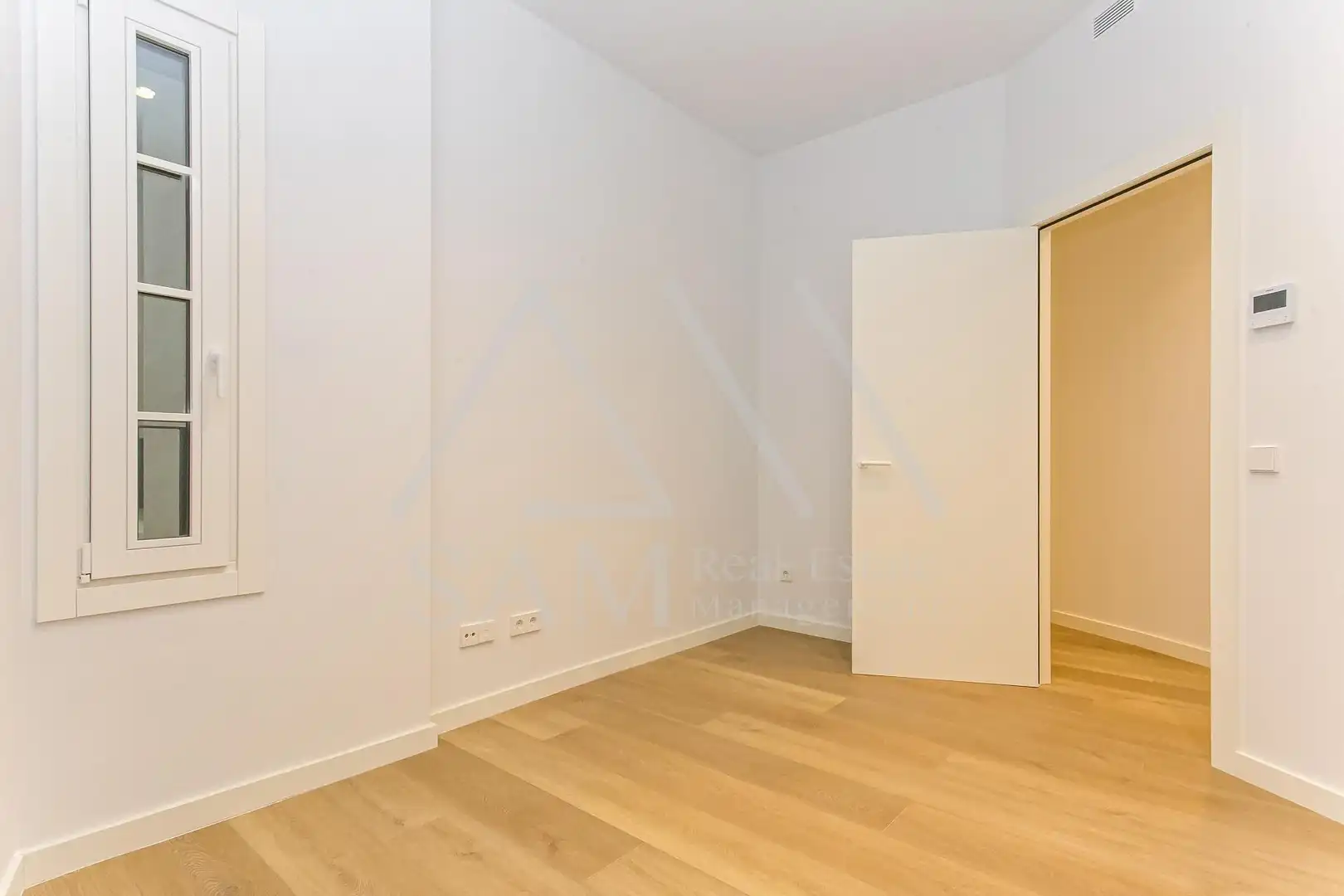 Schlafzimmer von Wohnung zum Verkauf in Barcelona mit Heizung und Gemeinschaftspool