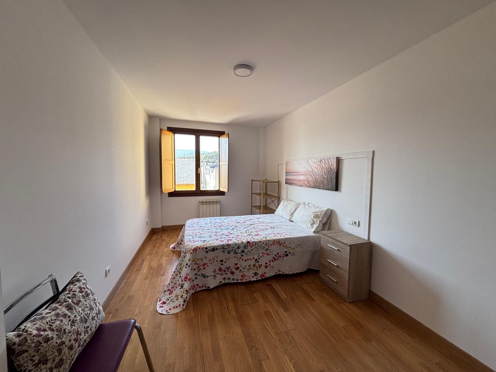 Dormitori de Apartament de lloguer en Ponferrada amb Calefacció i Alarma