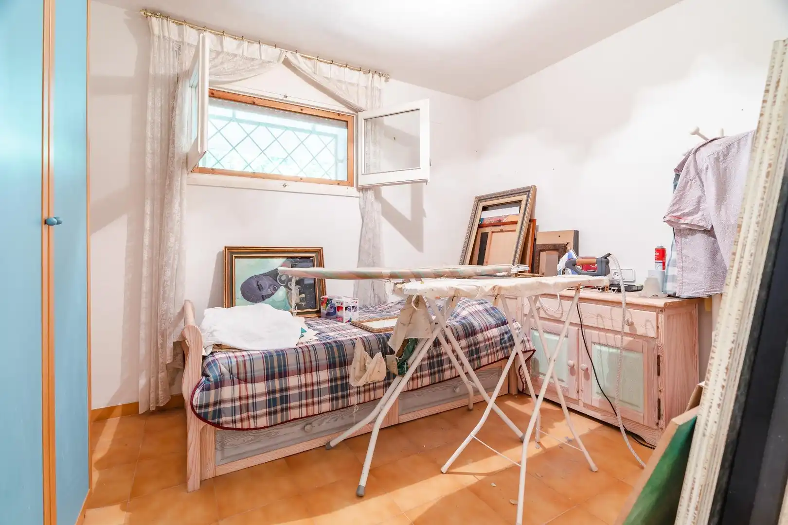 Dormitori de Casa o xalet en venda en Móra d'Ebre amb Aire condicionat, Calefacció i Jardí privat