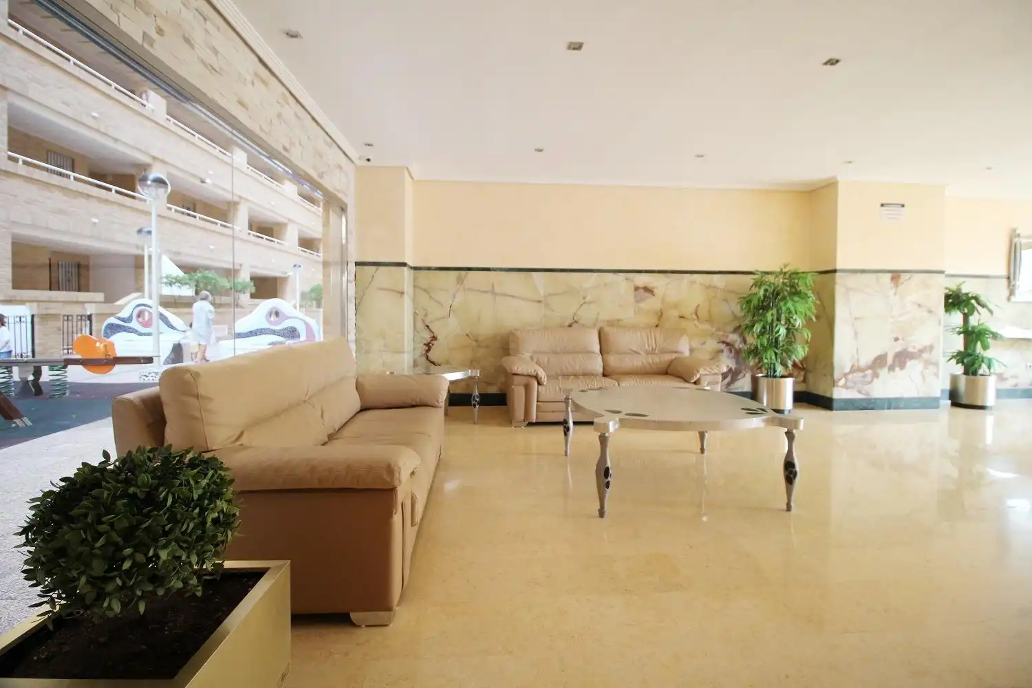 Apartamento en venta en Oropesa del Mar / Orpesa con Aire acondicionado, Jardín privado y Terraza