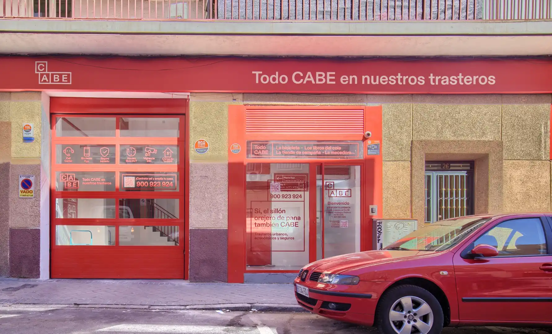 Vista exterior de Traster de lloguer en Madrid amb Alarma