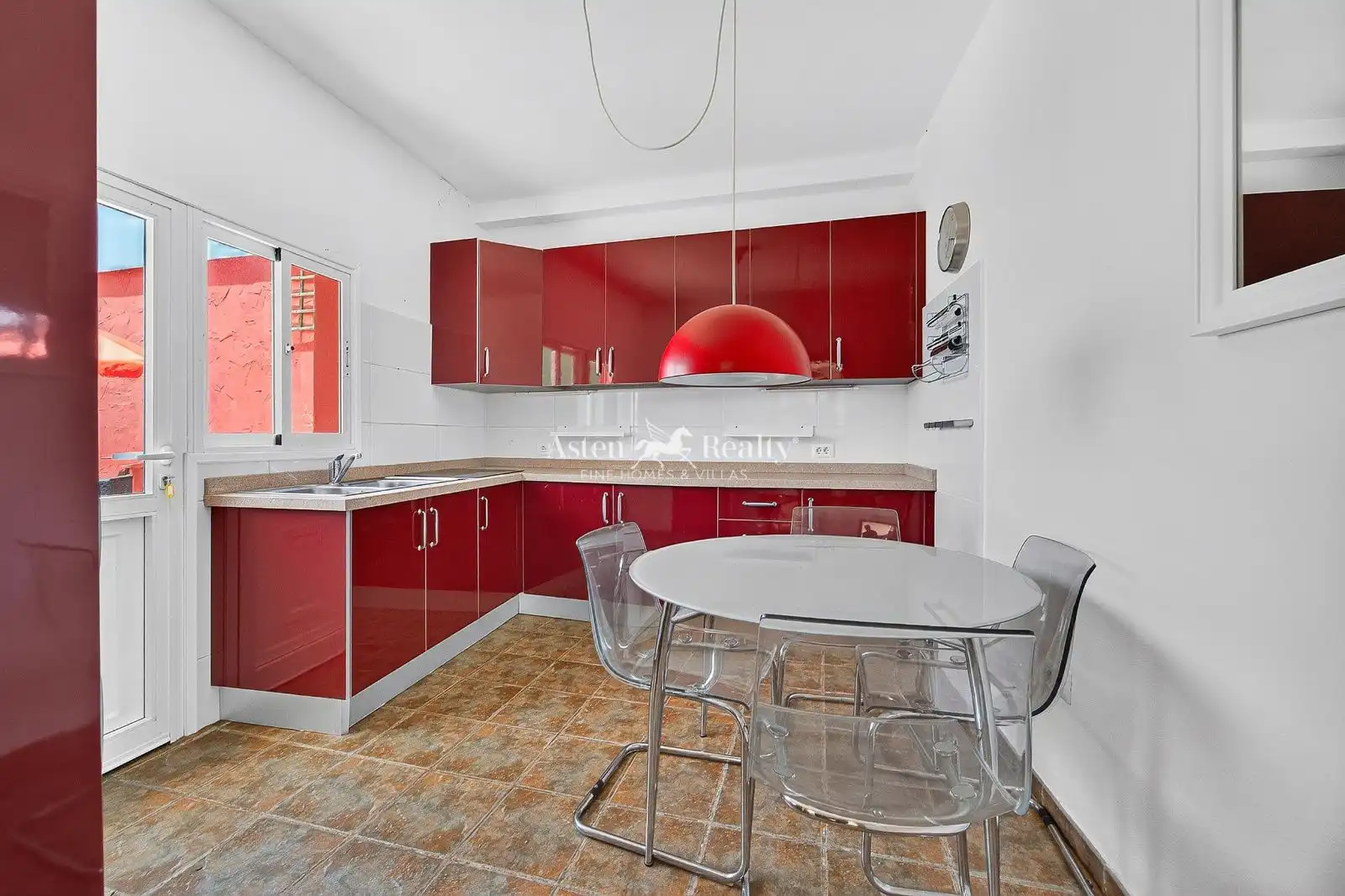 Cocina de Casa adosada en venta en La Orotava con Terraza y Amueblado
