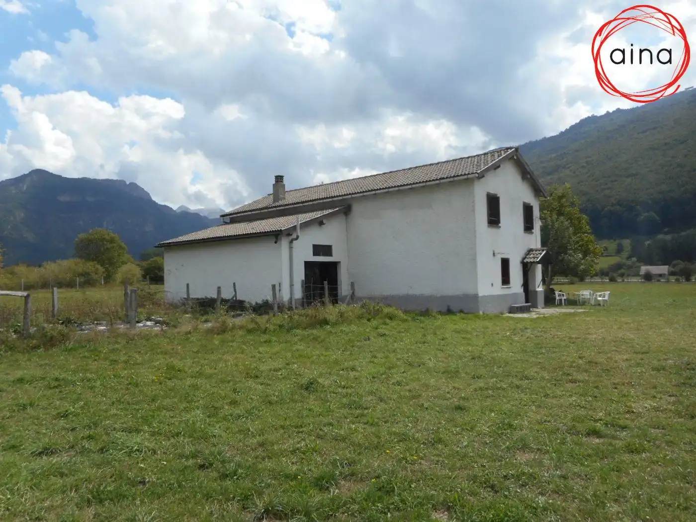 Vista exterior de Casa o xalet en venda en Isaba / Izaba amb Moblat