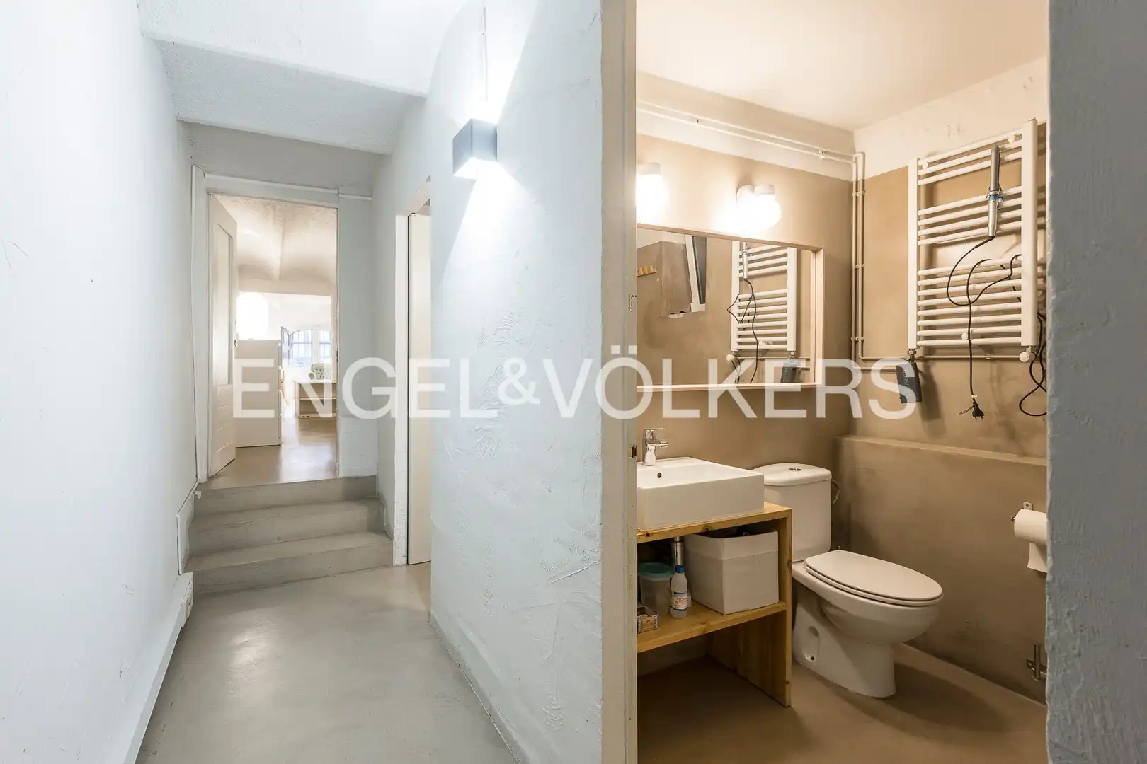 Dúplex en venta en Barcelona con Calefacción, Terraza y Trastero