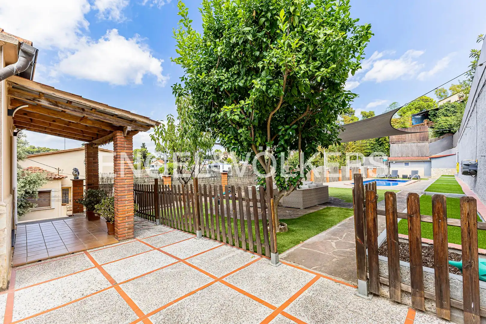 Terrassa de Casa o xalet en venda en Sant Cugat del Vallès amb Aire condicionat, Calefacció i Jardí privat
