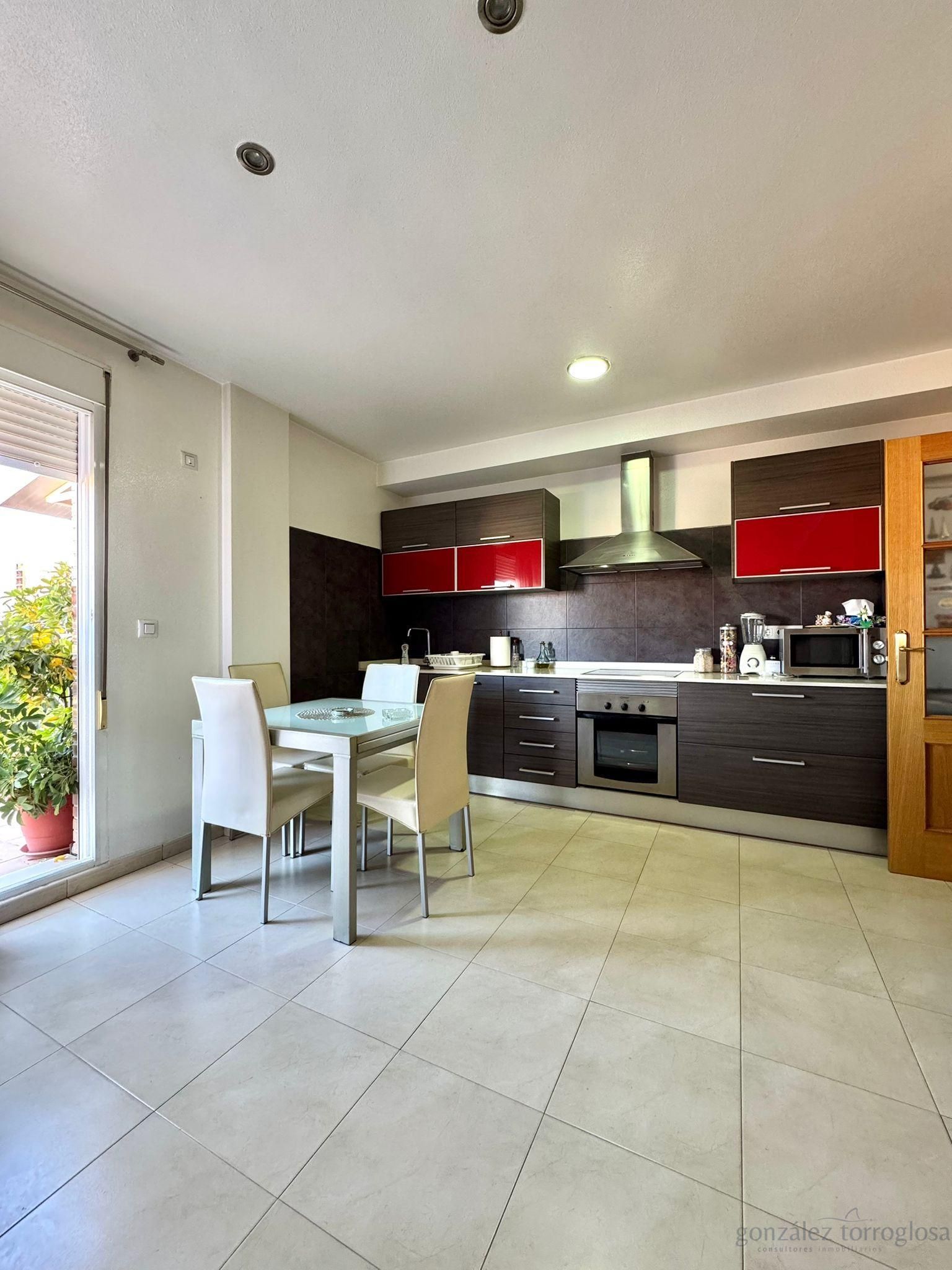 Cuina de Àtic en venda en Lorca amb Aire condicionat, Calefacció i Terrassa