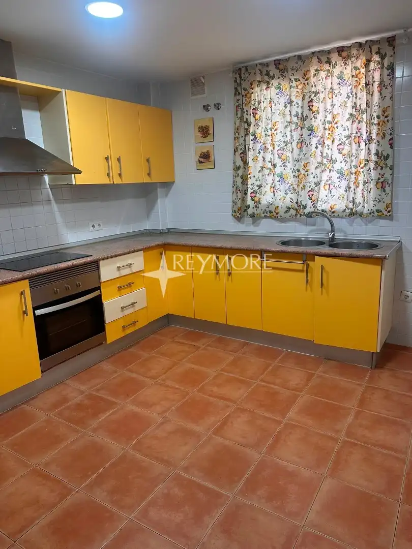 Cocina de Casa o chalet en venta en Córdoba con Aire acondicionado, Calefacción y Terraza