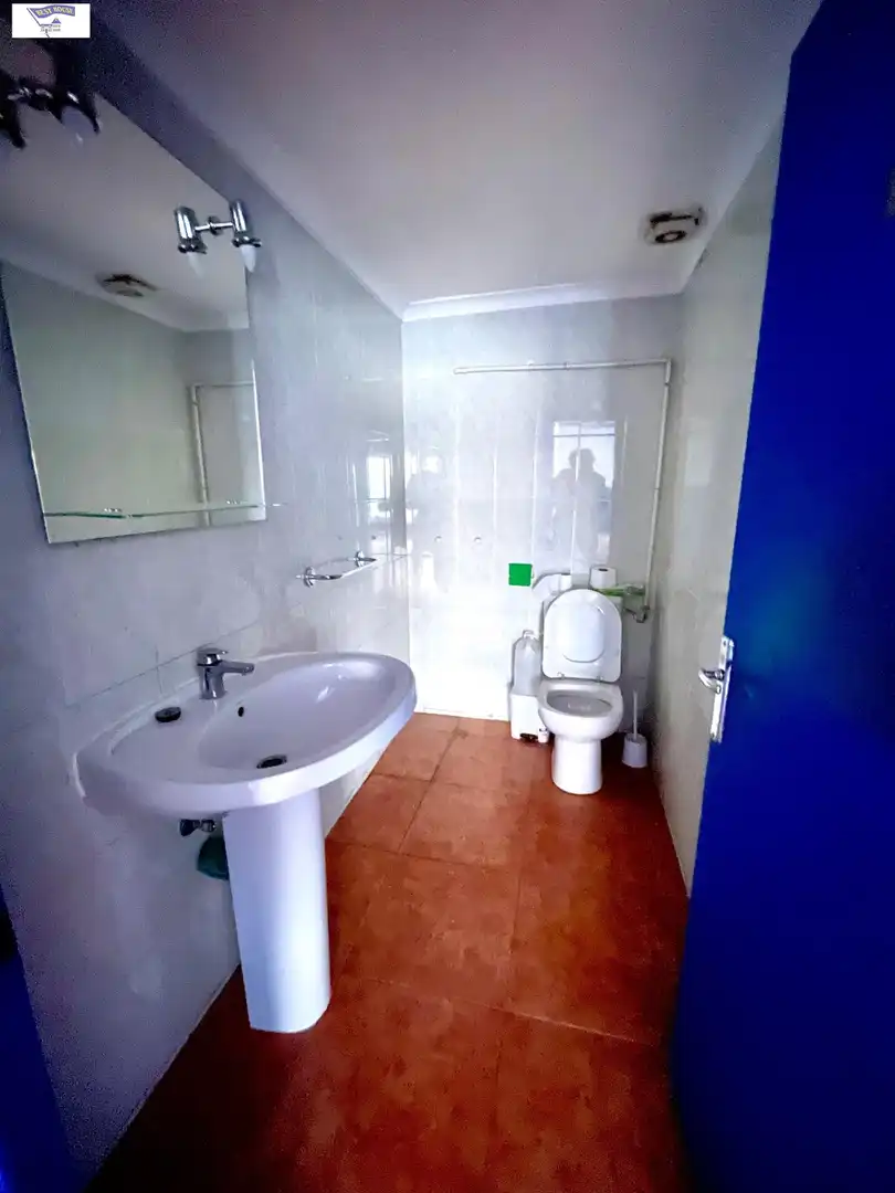 Baño de Local de alquiler en Alcadozo